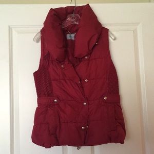 Red puffer vest with scarf collar- size M